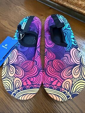 Women’s Water shoes by Watelves. Multi-Color Patterned. Size 38/39.